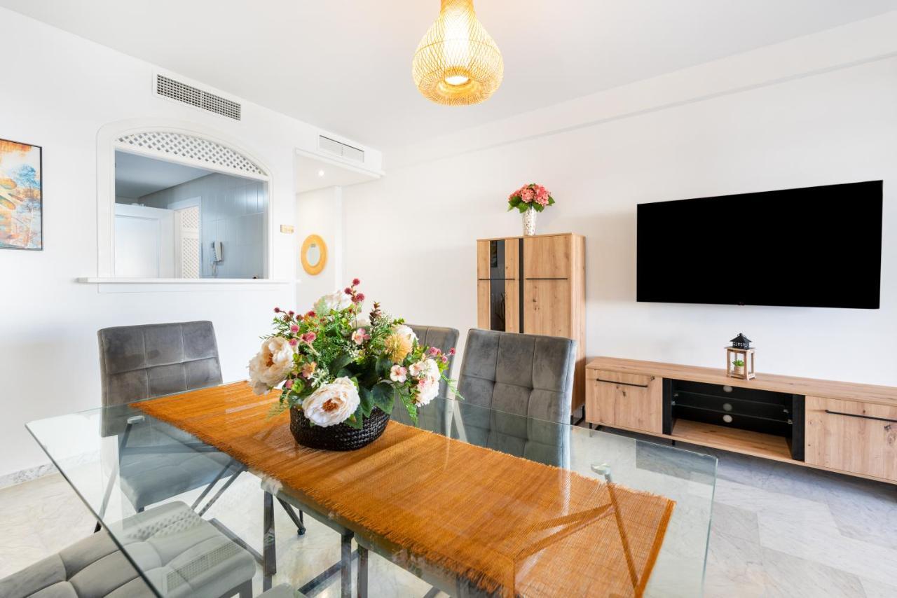 Wintowinrentals Apartamento De Lujo En Medio De Puerto Marina. Бенальмадена Экстерьер фото